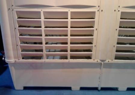 طلاء خاص لبرج التبريد المكعب المصنوع من الألياف الزجاجية في سارافرين