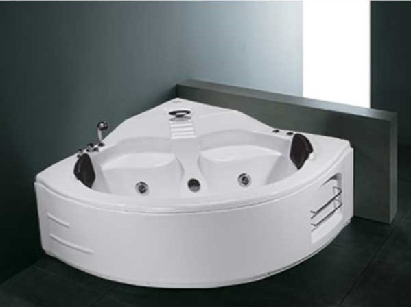 Zarrinab Apartment  Jacuzzi Bermoda Model 150