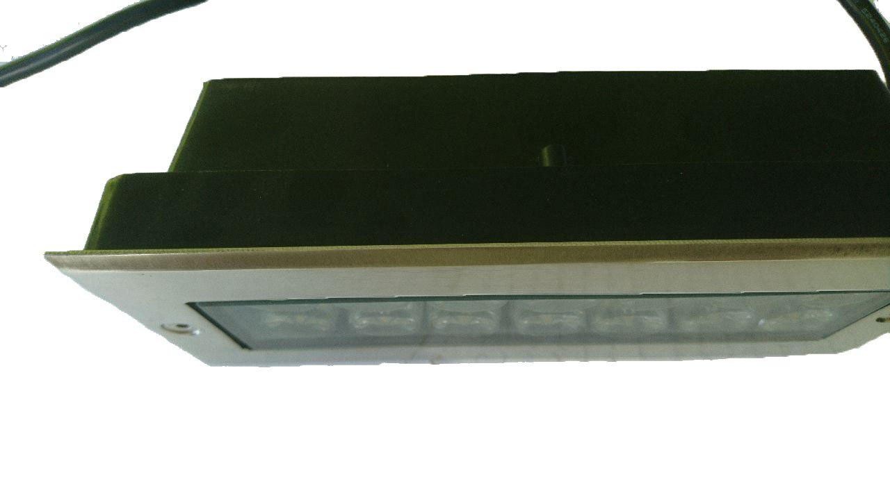 چراغ استخر توکار دماتجهیز 14 وات-2