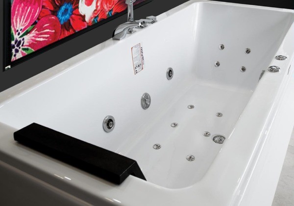 وان و جکوزی ریتون مدل دیاموند-3